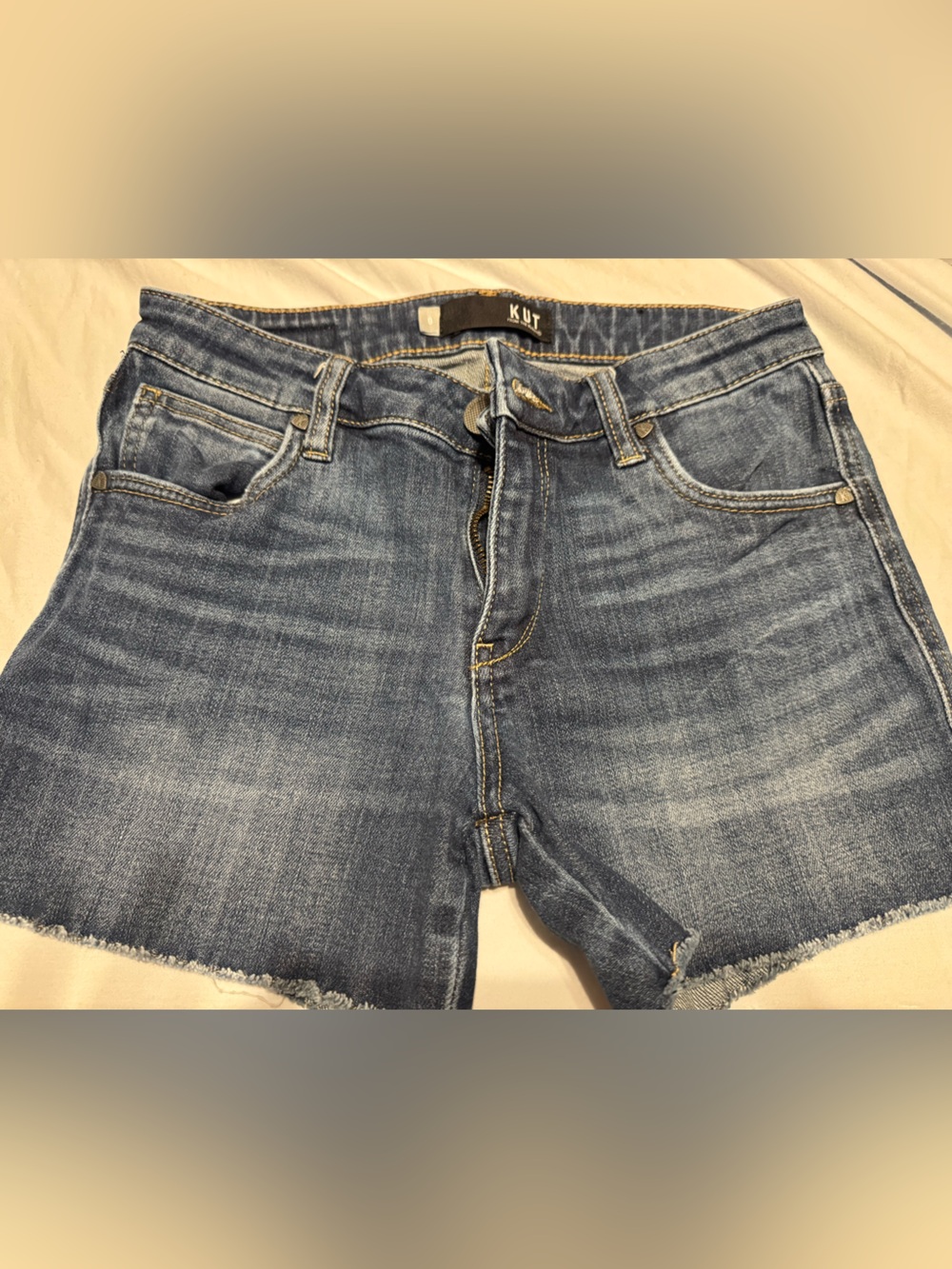 Kut from the Kloth Dark Blue Denim Waistband Detail - Dark Blue